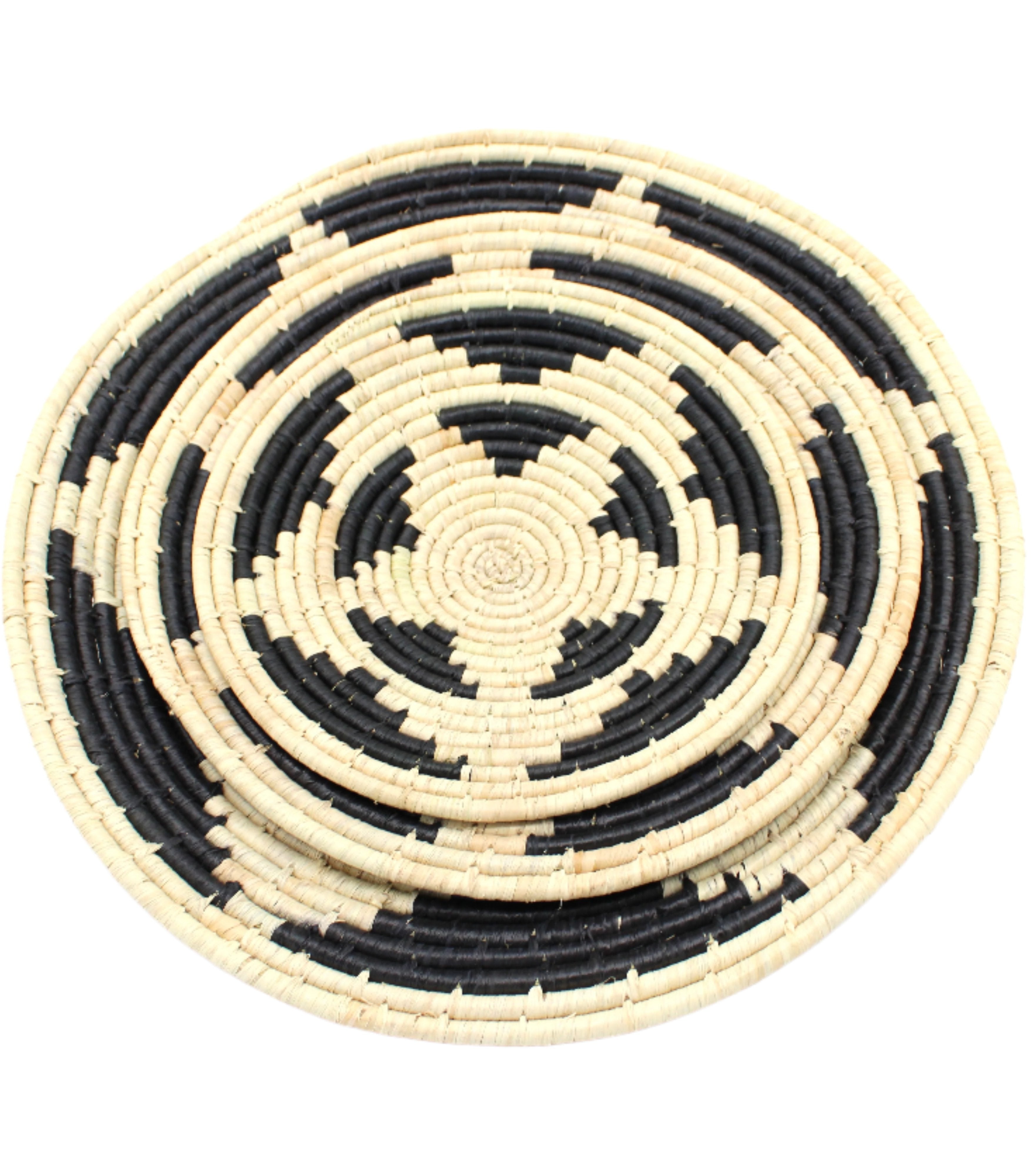 Detail view Dakarai Raffia Straw Wall Decor Display Basket Tray: Set of 3 handmade woven natural raffia palm fiber in a crochet loop technique concentric coiled circular pattern with double natural straw color and black centered star flower pattern set of three sized flat bowl trays - Shebobo
