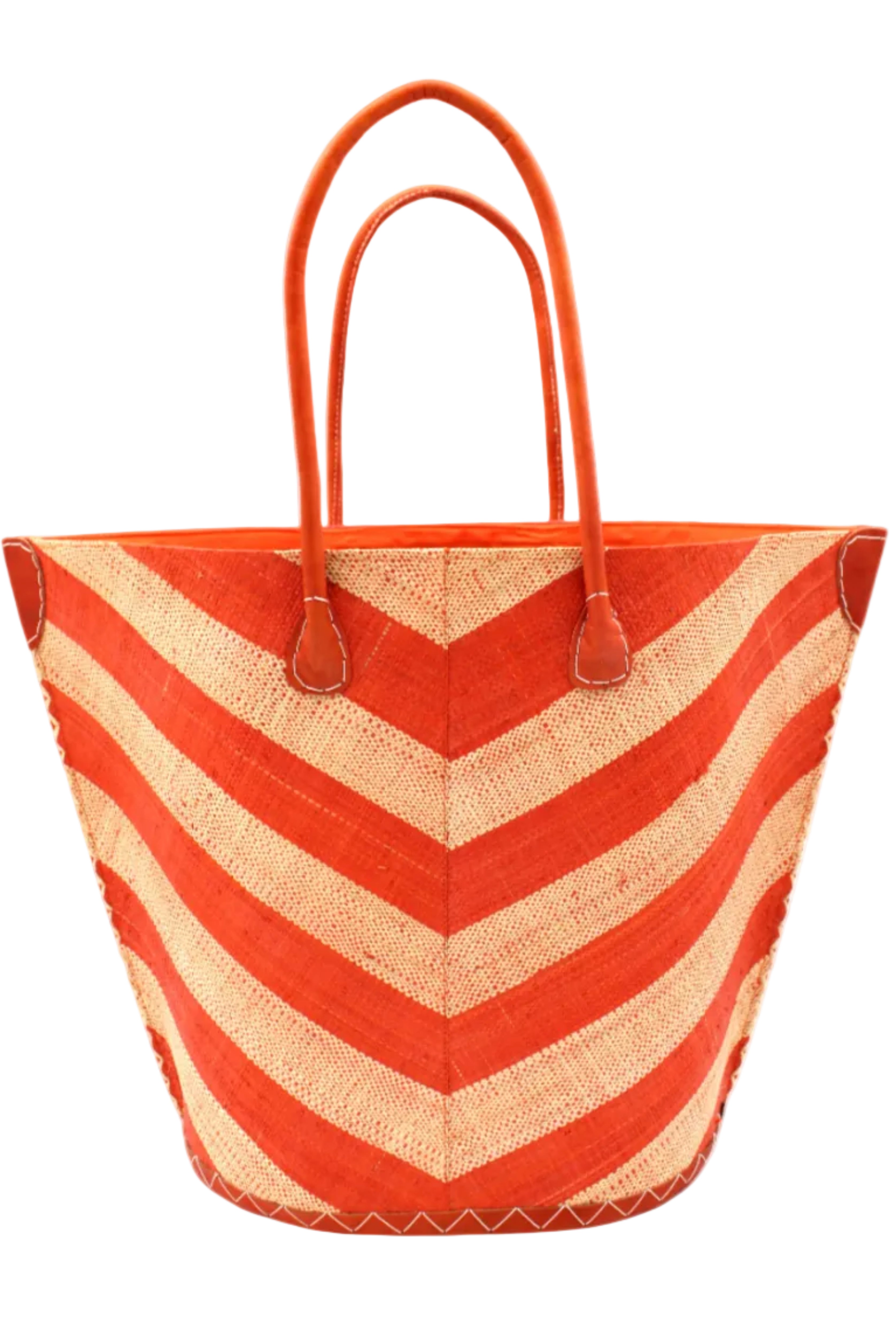 Santa Cruz Wide Stripe Chevron Large Straw Tote Bag handmade loomed raffia palm fiber in a two tone diagonal even width bands of color in a wide stripe chevron pattern of coral orange/red and natural straw color on the front and a matching solid hue on the back with leather accents and handles large shoulder bag - Shebobo
