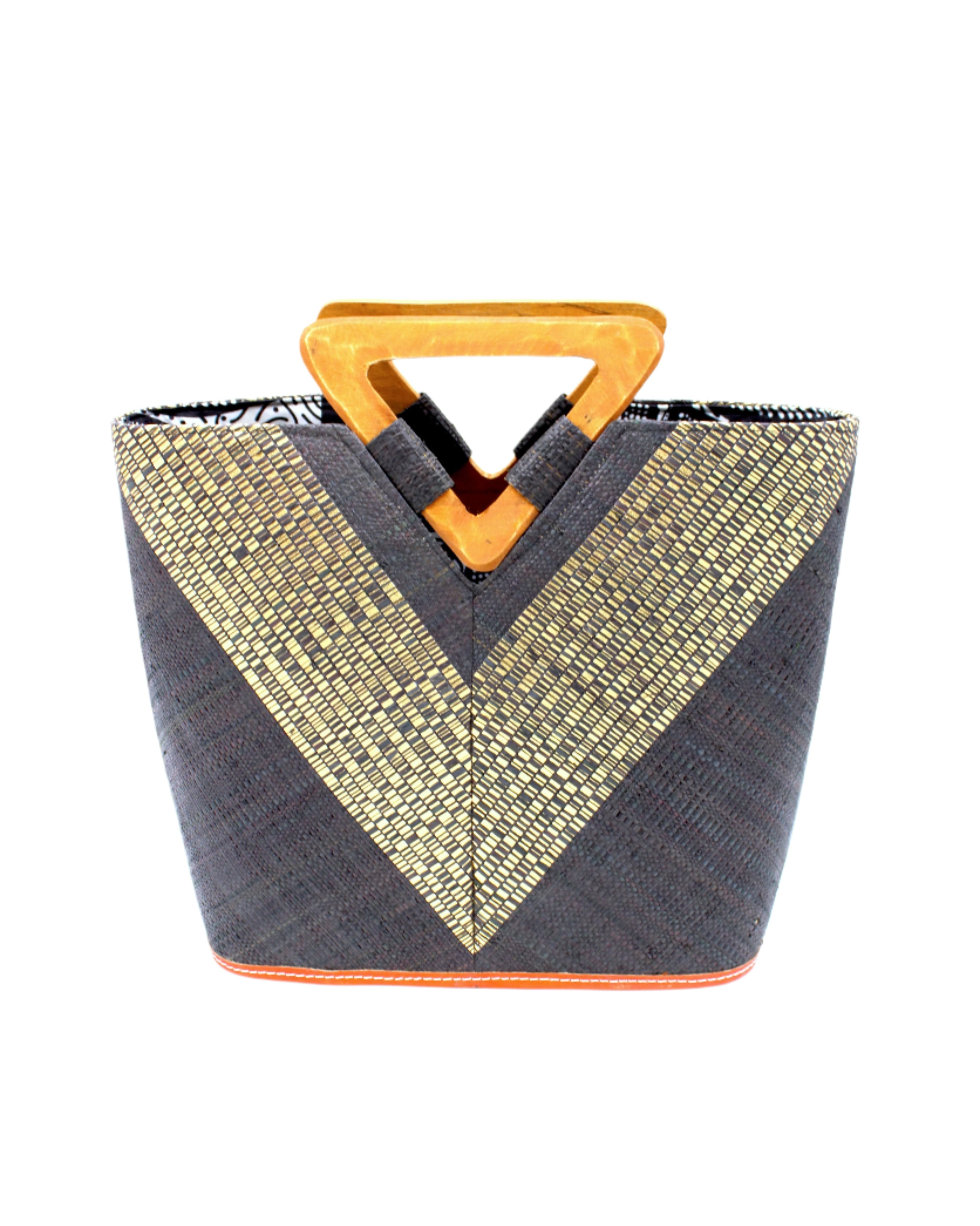 Zuki Wynwood Black Straw Handbag with Metallic Detailing & Wood Triangle Handle handmade loomed raffia palm fiber in a solid hue of black with incorporated vegan leather gold metallic strands in a V pattern across the front and back of the bag with assorted print African wax cloth liners and carved wooden triangle handle purse - Shebobo