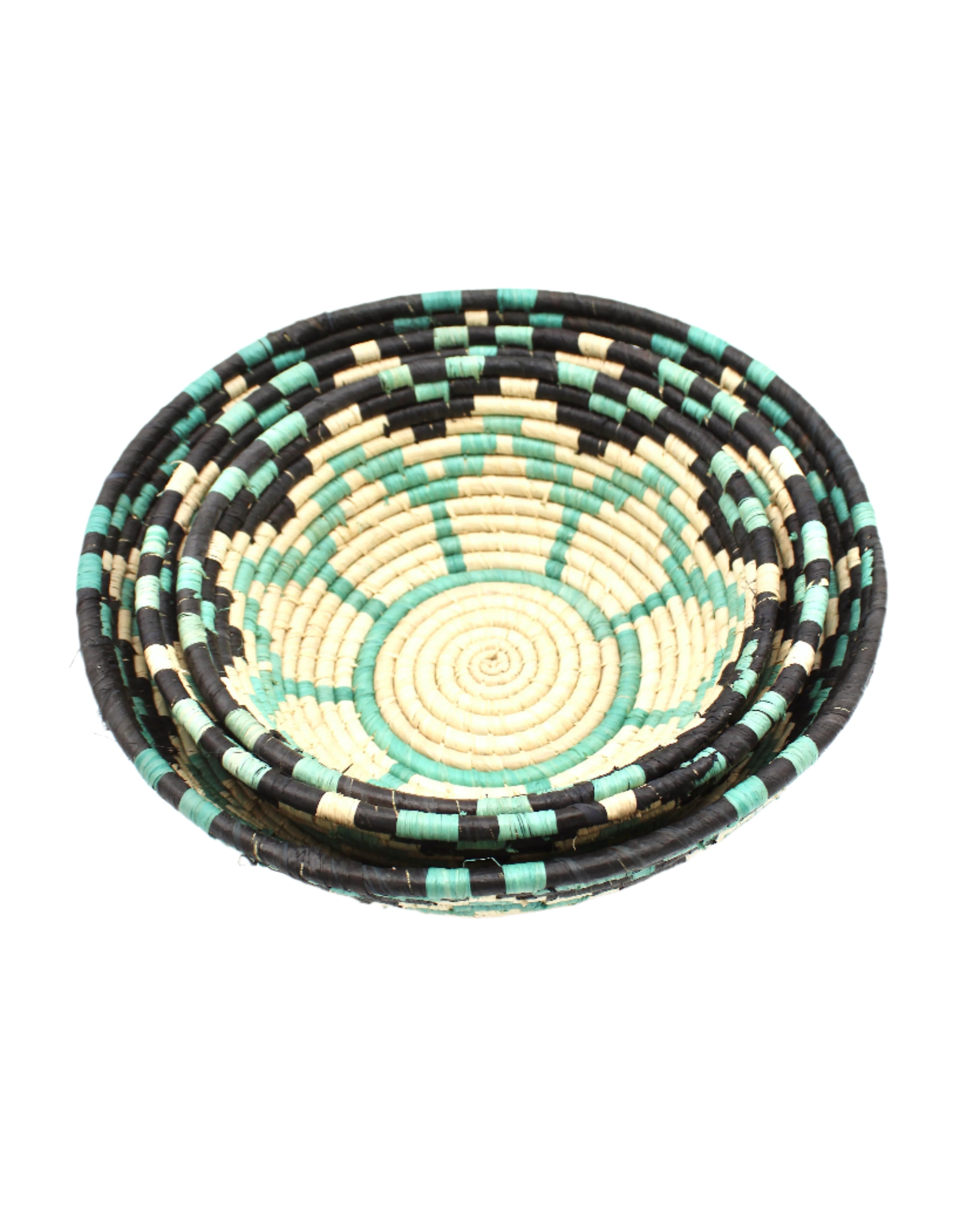 Detail view Amara Raffia Straw Decor Display Basket Bowls: Set of 3 handmade woven natural raffia palm fiber in a crochet loop technique concentric coiled circular pattern with natural straw color centered in the bottom with turquoise blue/green, natural, and black geometric floral design pattern up the sides of the bowls set of small, medium, and large straw display bowls - Shebobo