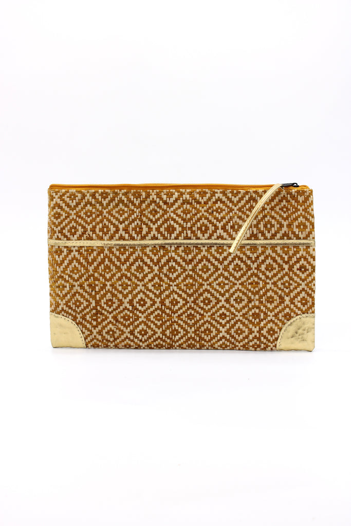 Inverness Woven Straw Clutch with Gold Accents handmade zippered pouch purse woven raffia cinnamon/tobacco/brown and natural two tone contrasting diamond pattern - Shebobo