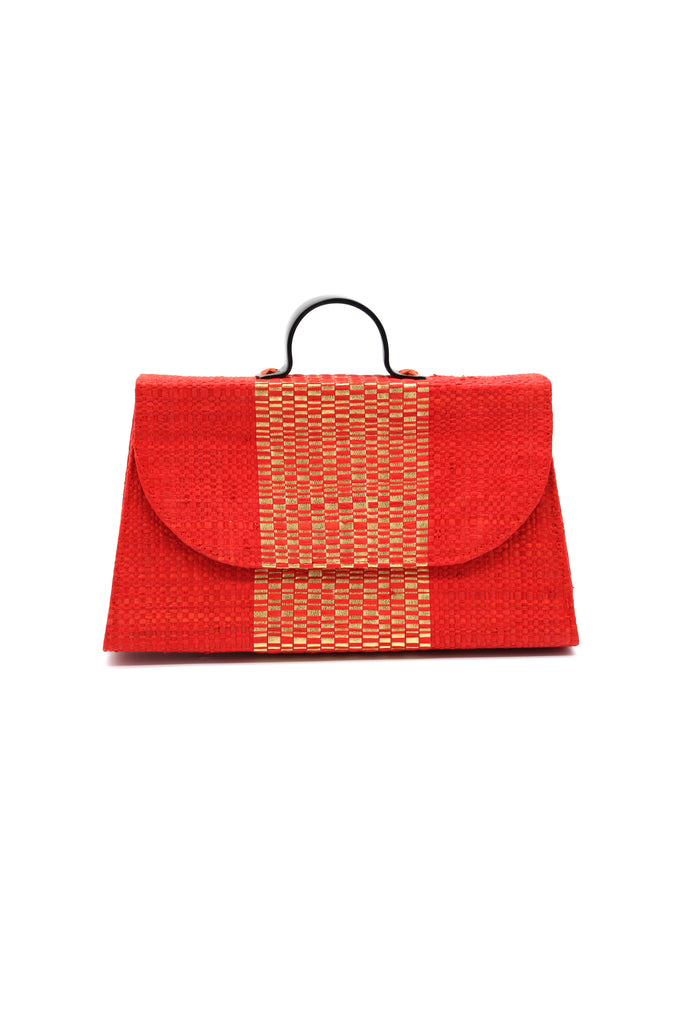 Wynwood Coral Straw Handbag with Metallic Detailing & Horn Handle handmade loomed raffia in coral orange/red and metallic vegan leather in three vertical bands of color with the metallic weave centered on the purse under the handles - Shebobo